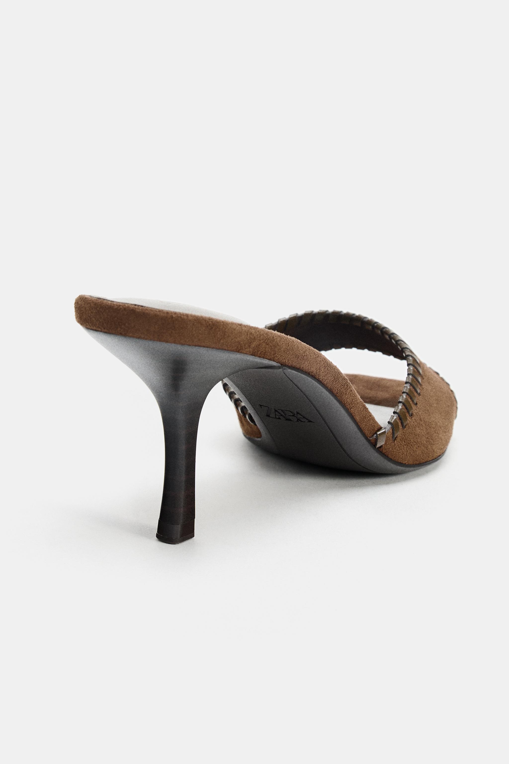 MULES À SURPIQÛRES ET TALONS